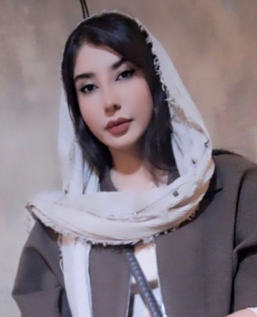 مبینا محراب نژاد